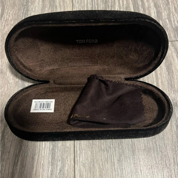 Tom Ford sunglasses case - Picture 3 of 4